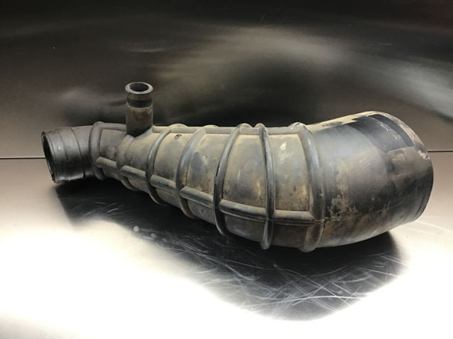 Liebherr Air Filter Hose - Cijev usisa: slika Liebherr Air Filter Hose - Cijev usisa Liebherr Air Filter Hose - Cijev usisa: slika Liebherr Air Filter Hose - Cijev usisa