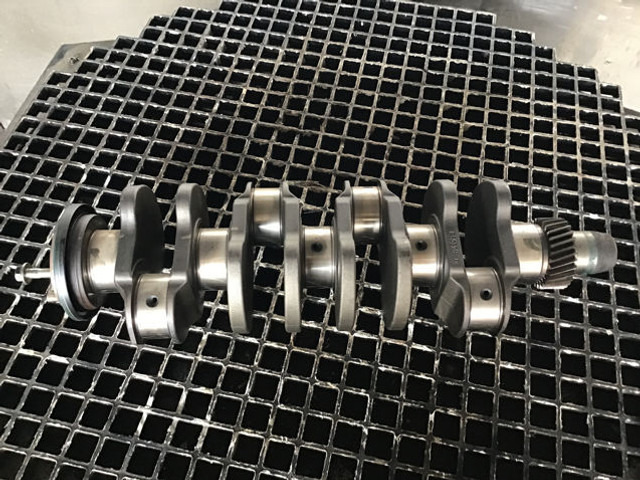 Liebherr Crankshaft - Koljenasto vratilo: slika Liebherr Crankshaft - Koljenasto vratilo Liebherr Crankshaft - Koljenasto vratilo: slika Liebherr Crankshaft - Koljenasto vratilo