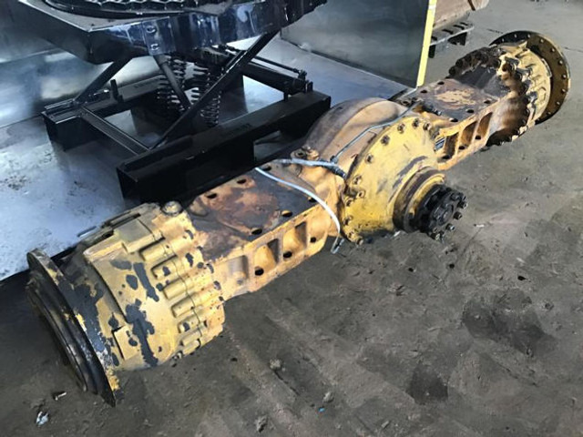 Liebherr Front Axle - Prednja osovina: slika Liebherr Front Axle - Prednja osovina Liebherr Front Axle - Prednja osovina: slika Liebherr Front Axle - Prednja osovina