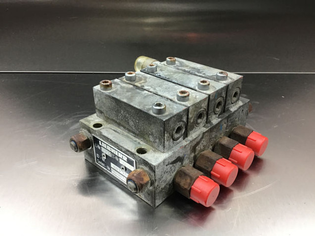 Hidraulika Liebherr: slika Hidraulika Liebherr