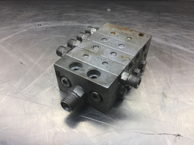 Liebherr - Hidraulika: slika Liebherr - Hidraulika Liebherr - Hidraulika: slika Liebherr - Hidraulika