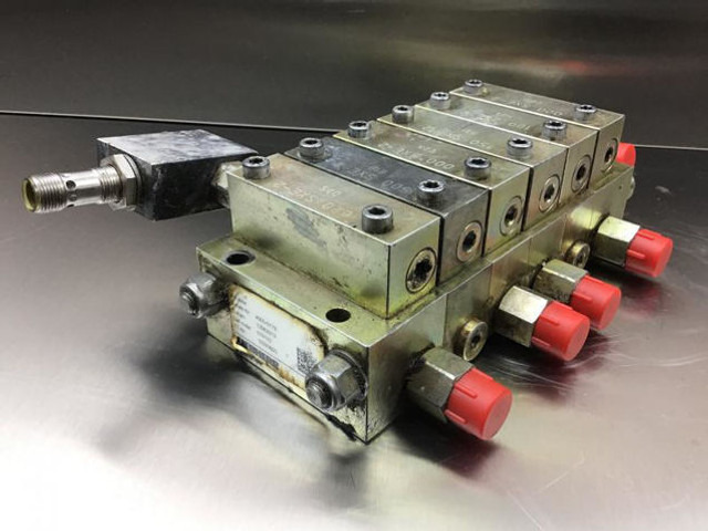 Liebherr - Hidraulika: slika Liebherr - Hidraulika Liebherr - Hidraulika: slika Liebherr - Hidraulika