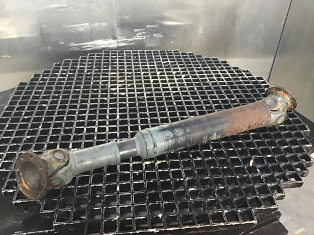 Liebherr Propellor Shaft - Polosovina: slika Liebherr Propellor Shaft - Polosovina Liebherr Propellor Shaft - Polosovina: slika Liebherr Propellor Shaft - Polosovina