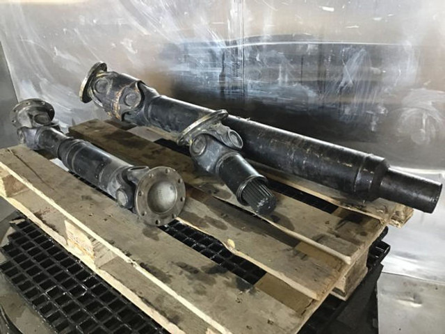 Liebherr Propellor Shaft - Polosovina: slika Liebherr Propellor Shaft - Polosovina Liebherr Propellor Shaft - Polosovina: slika Liebherr Propellor Shaft - Polosovina