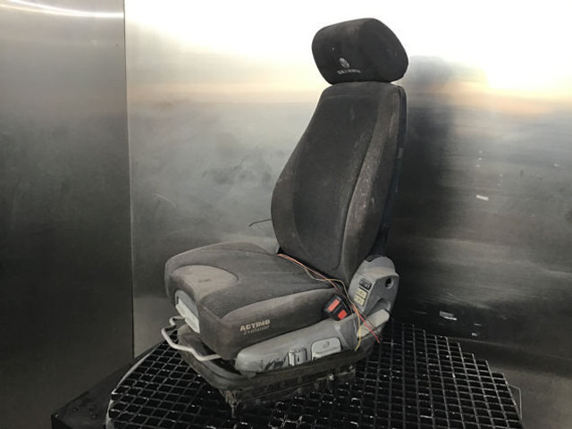 Liebherr Seating - Sjedalo: slika Liebherr Seating - Sjedalo Liebherr Seating - Sjedalo: slika Liebherr Seating - Sjedalo