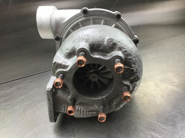 Liebherr Turbo Charger K29 - Turbo: slika Liebherr Turbo Charger K29 - Turbo Liebherr Turbo Charger K29 - Turbo: slika Liebherr Turbo Charger K29 - Turbo