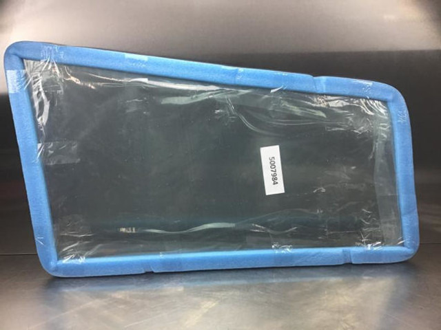 Liebherr Window Glass - Staklo i dijelovi: slika Liebherr Window Glass - Staklo i dijelovi Liebherr Window Glass - Staklo i dijelovi: slika Liebherr Window Glass - Staklo i dijelovi
