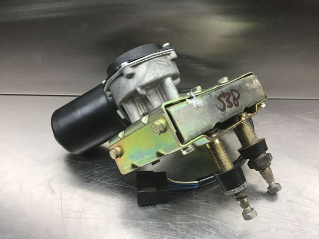 Liebherr Wiper Motor - Brisač: slika Liebherr Wiper Motor - Brisač Liebherr Wiper Motor - Brisač: slika Liebherr Wiper Motor - Brisač