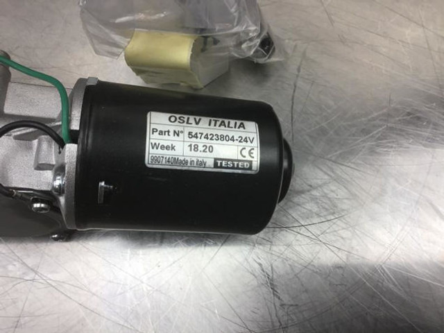 Liebherr Wiper motor - Brisač: slika Liebherr Wiper motor - Brisač Liebherr Wiper motor - Brisač: slika Liebherr Wiper motor - Brisač