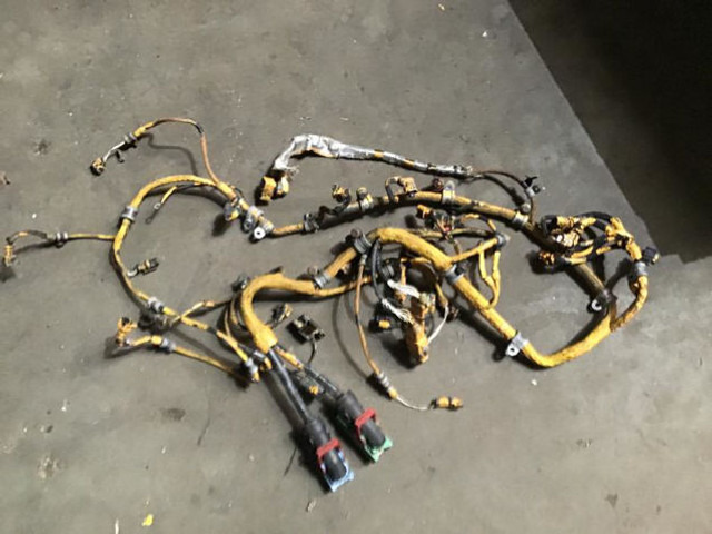 Liebherr Wiring Harness - Kabeli/ Ožičenje: slika Liebherr Wiring Harness - Kabeli/ Ožičenje Liebherr Wiring Harness - Kabeli/ Ožičenje: slika Liebherr Wiring Harness - Kabeli/ Ožičenje