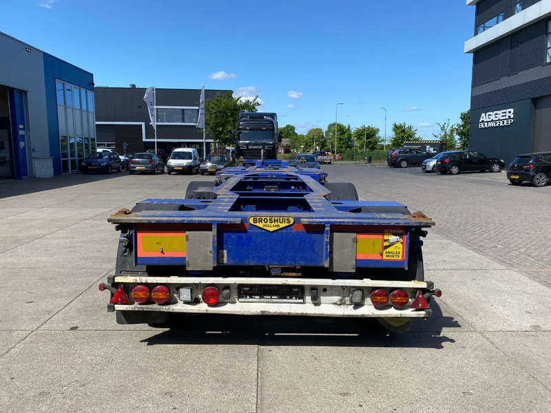 Broshuis 2Connect 2AKCC / 4 Axles / 3x Steering Axle / 2x Lift Axle - Transporter kontejnera/ Poluprikolica s izmjenjivim sanducima: slika Broshuis 2Connect 2AKCC / 4 Axles / 3x Steering Axle / 2x Lift Axle - Transporter kontejnera/ Poluprikolica s izmjenjivim sanducima Broshuis 2Connect 2AKCC / 4 Axles / 3x Steering Axle / 2x Lift Axle - Transporter kontejnera/ Poluprikolica s izmjenjivim sanducima: slika Broshuis 2Connect 2AKCC / 4 Axles / 3x Steering Axle / 2x Lift Axle - Transporter kontejnera/ Poluprikolica s izmjenjivim sanducima