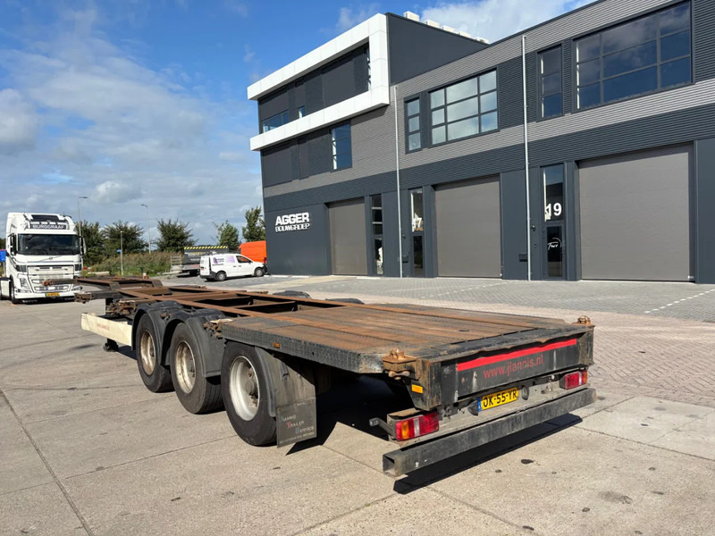 Kögel SW24 Container chassis / 40FT / BPW + Drum - Transporter kontejnera/ Poluprikolica s izmjenjivim sanducima: slika Kögel SW24 Container chassis / 40FT / BPW + Drum - Transporter kontejnera/ Poluprikolica s izmjenjivim sanducima Kögel SW24 Container chassis / 40FT / BPW + Drum - Transporter kontejnera/ Poluprikolica s izmjenjivim sanducima: slika Kögel SW24 Container chassis / 40FT / BPW + Drum - Transporter kontejnera/ Poluprikolica s izmjenjivim sanducima