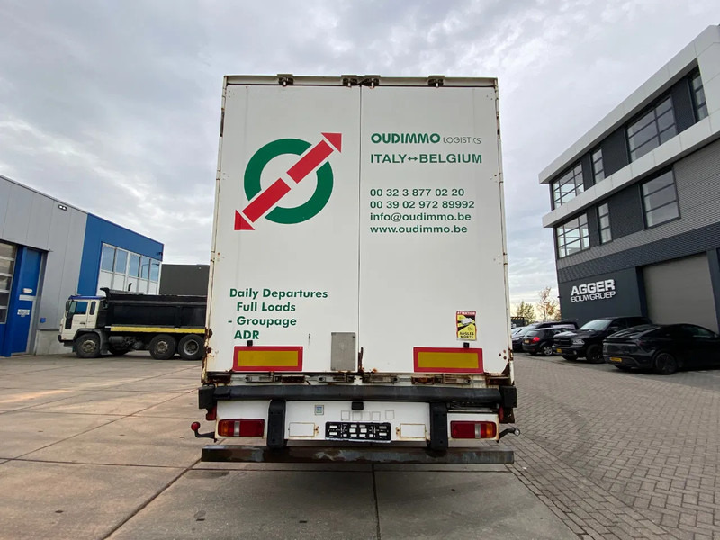 Krone SD 27 / Closed Box / Mercedes + Disc - Poluprikolica sa zatvorenim sandukom: slika Krone SD 27 / Closed Box / Mercedes + Disc - Poluprikolica sa zatvorenim sandukom Krone SD 27 / Closed Box / Mercedes + Disc - Poluprikolica sa zatvorenim sandukom: slika Krone SD 27 / Closed Box / Mercedes + Disc - Poluprikolica sa zatvorenim sandukom