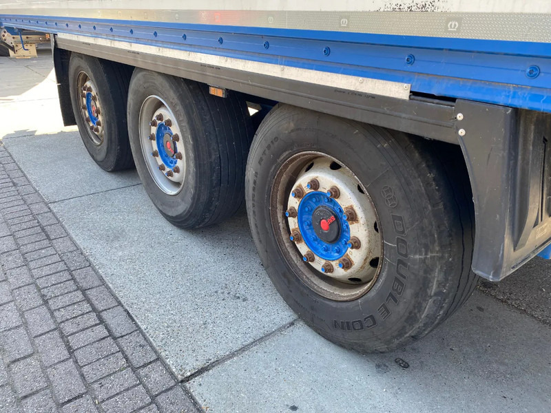 Poluprikolica sa zatvorenim sandukom Krone SD / Box Damage / SAF + Disc: slika Poluprikolica sa zatvorenim sandukom Krone SD / Box Damage / SAF + Disc Poluprikolica sa zatvorenim sandukom Krone SD / Box Damage / SAF + Disc: slika Poluprikolica sa zatvorenim sandukom Krone SD / Box Damage / SAF + Disc