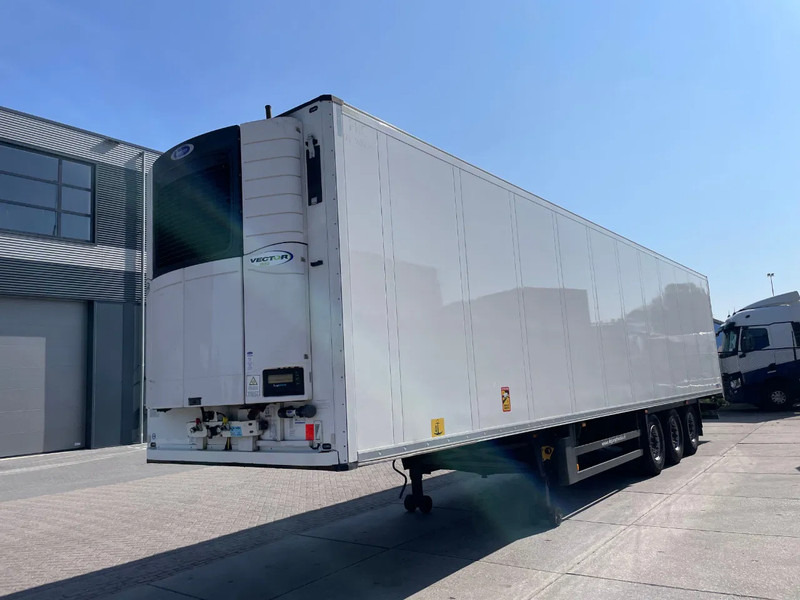 Schmitz Cargobull SCB*3SB Frigo / Vector 1950 / Flower Trailer - Poluprikolica hladnjača: slika Schmitz Cargobull SCB*3SB Frigo / Vector 1950 / Flower Trailer - Poluprikolica hladnjača Schmitz Cargobull SCB*3SB Frigo / Vector 1950 / Flower Trailer - Poluprikolica hladnjača: slika Schmitz Cargobull SCB*3SB Frigo / Vector 1950 / Flower Trailer - Poluprikolica hladnjača