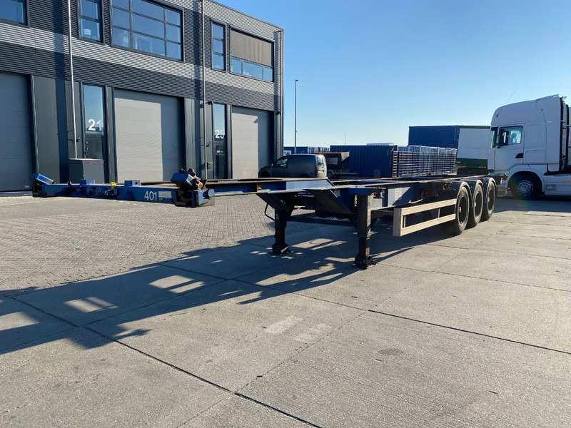 TURBO'S HOET 40 FT / BPW + Disc / 1x Lift Axle / 4690 KG! - Transporter kontejnera/ Poluprikolica s izmjenjivim sanducima: slika TURBO'S HOET 40 FT / BPW + Disc / 1x Lift Axle / 4690 KG! - Transporter kontejnera/ Poluprikolica s izmjenjivim sanducima TURBO'S HOET 40 FT / BPW + Disc / 1x Lift Axle / 4690 KG! - Transporter kontejnera/ Poluprikolica s izmjenjivim sanducima: slika TURBO'S HOET 40 FT / BPW + Disc / 1x Lift Axle / 4690 KG! - Transporter kontejnera/ Poluprikolica s izmjenjivim sanducima