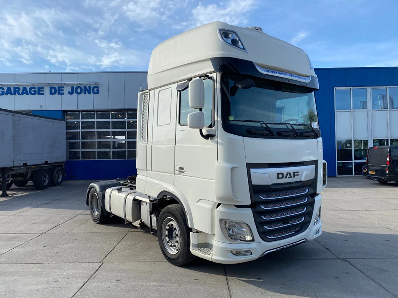 DAF XF 106.480 SSC / Retarder / 2x Tank / Stand Airco - Tegljač: slika DAF XF 106.480 SSC / Retarder / 2x Tank / Stand Airco - Tegljač DAF XF 106.480 SSC / Retarder / 2x Tank / Stand Airco - Tegljač: slika DAF XF 106.480 SSC / Retarder / 2x Tank / Stand Airco - Tegljač