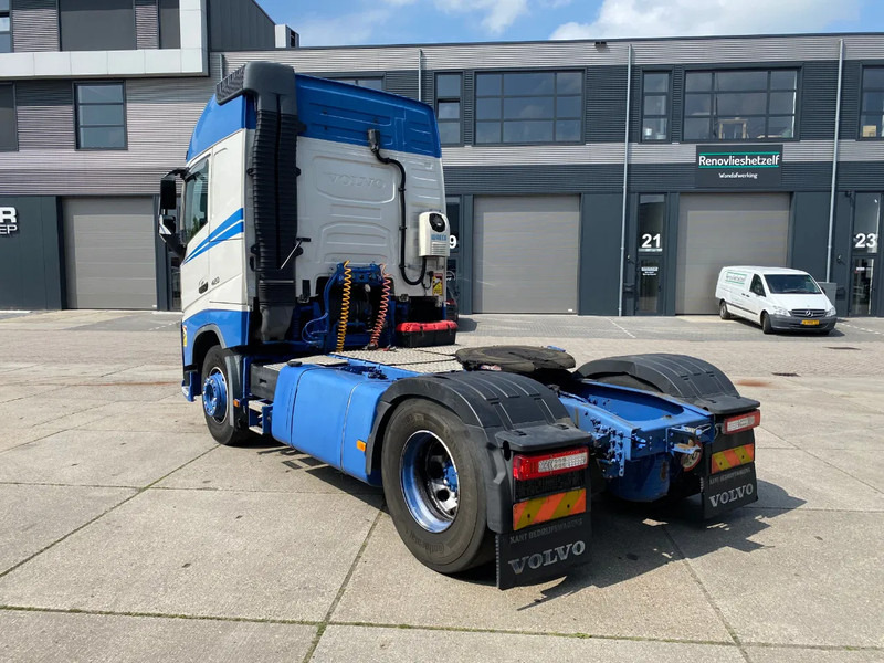 Volvo FH 13.420 Globetrotter / ADR + PTO / Stand Airco - Tegljač: slika Volvo FH 13.420 Globetrotter / ADR + PTO / Stand Airco - Tegljač Volvo FH 13.420 Globetrotter / ADR + PTO / Stand Airco - Tegljač: slika Volvo FH 13.420 Globetrotter / ADR + PTO / Stand Airco - Tegljač