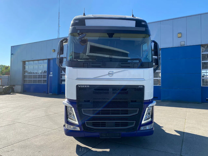 Volvo FH 13.500 Globetrotter XL / I-Park Cool / 2x Tank / Euro 6D - Tegljač: slika Volvo FH 13.500 Globetrotter XL / I-Park Cool / 2x Tank / Euro 6D - Tegljač Volvo FH 13.500 Globetrotter XL / I-Park Cool / 2x Tank / Euro 6D - Tegljač: slika Volvo FH 13.500 Globetrotter XL / I-Park Cool / 2x Tank / Euro 6D - Tegljač