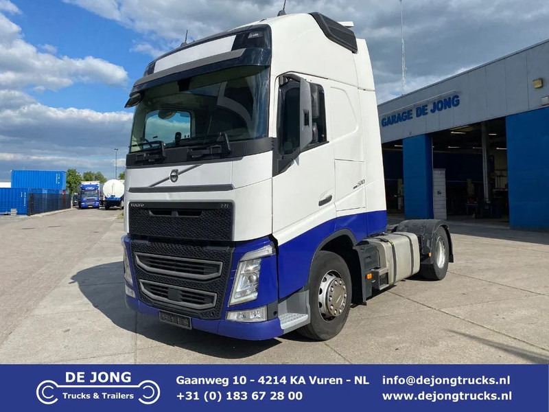 Volvo FH 13.500 Globetrotter XL / I-Park Cool / 2x Tank / Euro 6D - Tegljač: slika Volvo FH 13.500 Globetrotter XL / I-Park Cool / 2x Tank / Euro 6D - Tegljač Volvo FH 13.500 Globetrotter XL / I-Park Cool / 2x Tank / Euro 6D - Tegljač: slika Volvo FH 13.500 Globetrotter XL / I-Park Cool / 2x Tank / Euro 6D - Tegljač