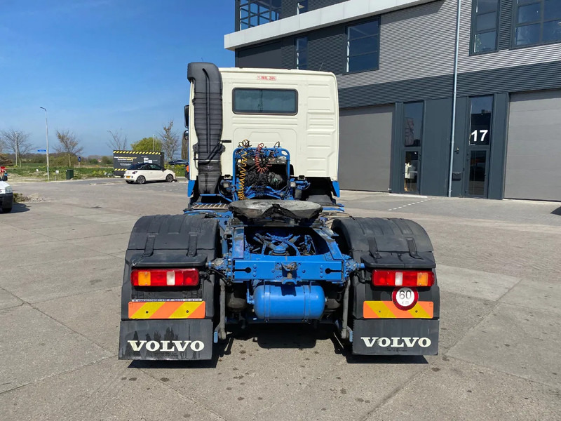 Volvo FH 460 / Euro 5 / 2x Tank / Automatic - Tegljač: slika Volvo FH 460 / Euro 5 / 2x Tank / Automatic - Tegljač Volvo FH 460 / Euro 5 / 2x Tank / Automatic - Tegljač: slika Volvo FH 460 / Euro 5 / 2x Tank / Automatic - Tegljač