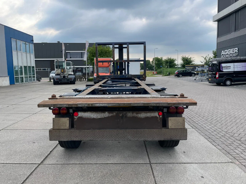 Van Hool 20 FT Tipping chassis / kiepchassis - Transporter kontejnera/ Poluprikolica s izmjenjivim sanducima: slika Van Hool 20 FT Tipping chassis / kiepchassis - Transporter kontejnera/ Poluprikolica s izmjenjivim sanducima Van Hool 20 FT Tipping chassis / kiepchassis - Transporter kontejnera/ Poluprikolica s izmjenjivim sanducima: slika Van Hool 20 FT Tipping chassis / kiepchassis - Transporter kontejnera/ Poluprikolica s izmjenjivim sanducima