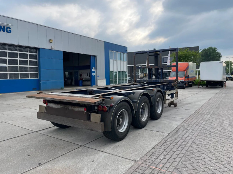 Van Hool 20 FT Tipping chassis / kiepchassis - Transporter kontejnera/ Poluprikolica s izmjenjivim sanducima: slika Van Hool 20 FT Tipping chassis / kiepchassis - Transporter kontejnera/ Poluprikolica s izmjenjivim sanducima Van Hool 20 FT Tipping chassis / kiepchassis - Transporter kontejnera/ Poluprikolica s izmjenjivim sanducima: slika Van Hool 20 FT Tipping chassis / kiepchassis - Transporter kontejnera/ Poluprikolica s izmjenjivim sanducima