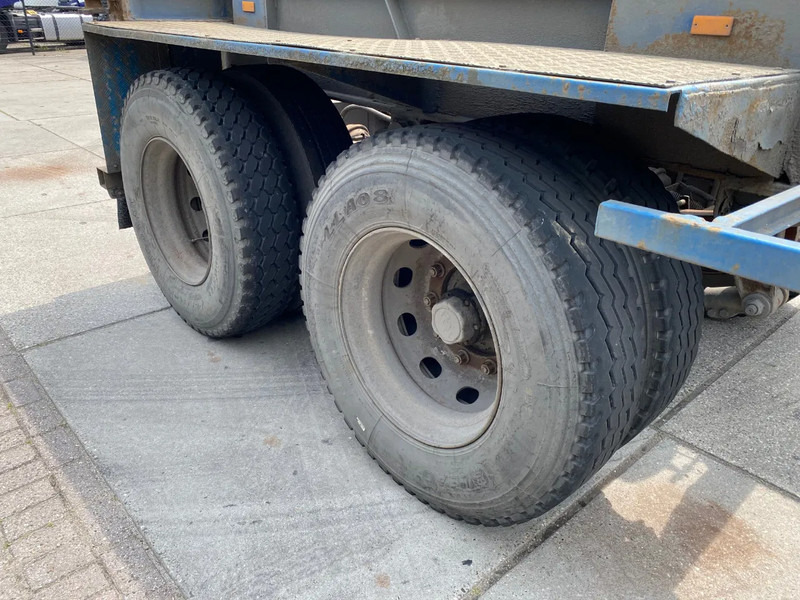 Transporter kontejnera/ Poluprikolica s izmjenjivim sanducima Van Hool 20FT Chassis / Steel Suspension / Double Air: slika Transporter kontejnera/ Poluprikolica s izmjenjivim sanducima Van Hool 20FT Chassis / Steel Suspension / Double Air