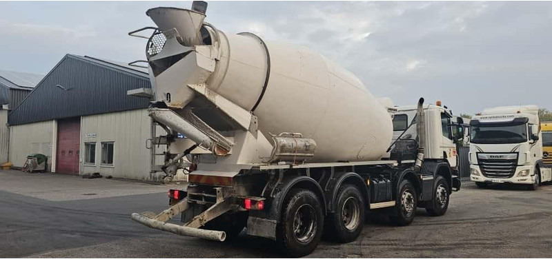 Scania P410 Mixer 9m3 LIEBHERR - Automješalica: slika Scania P410 Mixer 9m3 LIEBHERR - Automješalica Scania P410 Mixer 9m3 LIEBHERR - Automješalica: slika Scania P410 Mixer 9m3 LIEBHERR - Automješalica