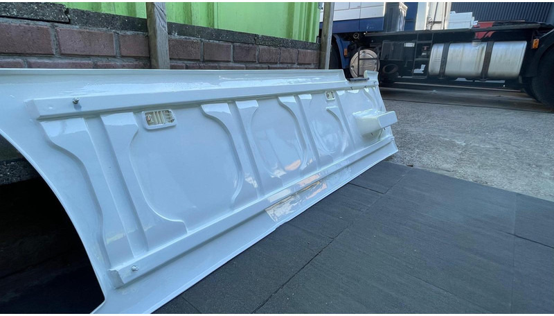 Scania Side Skirt Scania zijskirts - Aerodinamika/ Spojler za Kamion: slika Scania Side Skirt Scania zijskirts - Aerodinamika/ Spojler za Kamion Scania Side Skirt Scania zijskirts - Aerodinamika/ Spojler za Kamion: slika Scania Side Skirt Scania zijskirts - Aerodinamika/ Spojler za Kamion