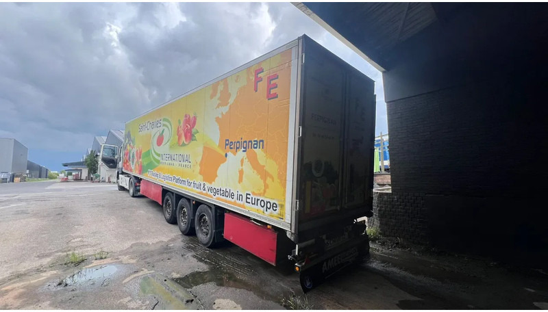 Schmitz Cargobull Thermo King SLXe 200 - Poluprikolica hladnjača: slika Schmitz Cargobull Thermo King SLXe 200 - Poluprikolica hladnjača Schmitz Cargobull Thermo King SLXe 200 - Poluprikolica hladnjača: slika Schmitz Cargobull Thermo King SLXe 200 - Poluprikolica hladnjača