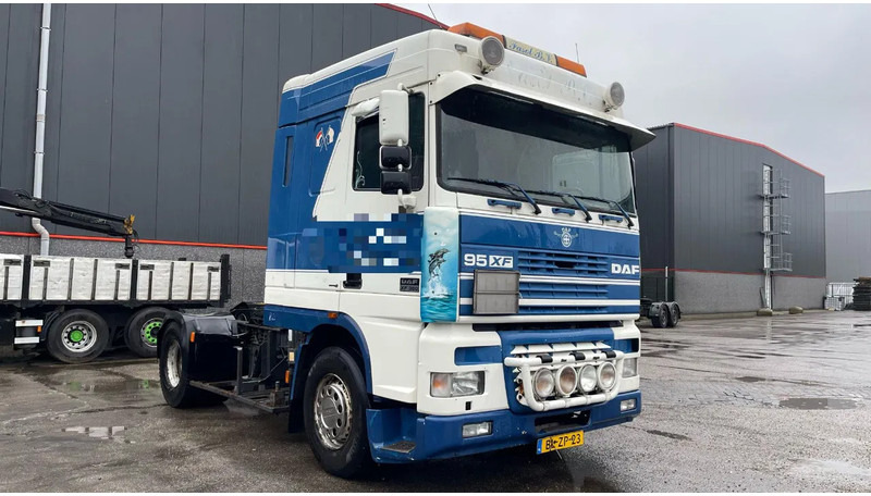 DAF XF 380 Manual HOLLAND TRUCK - Tegljač: slika DAF XF 380 Manual HOLLAND TRUCK - Tegljač DAF XF 380 Manual HOLLAND TRUCK - Tegljač: slika DAF XF 380 Manual HOLLAND TRUCK - Tegljač