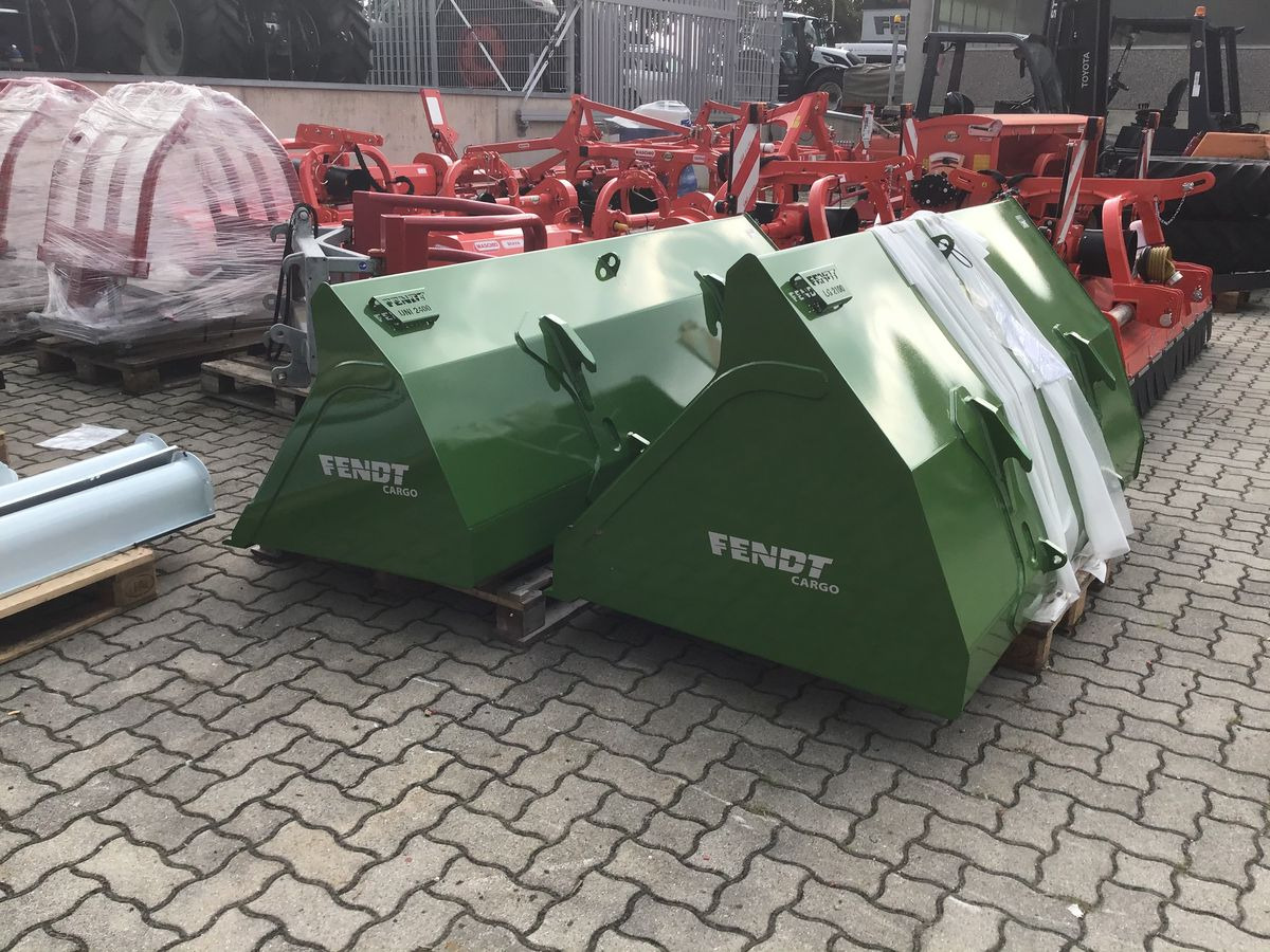 Fendt Schaufel - Utovarna korpa: slika Fendt Schaufel - Utovarna korpa Fendt Schaufel - Utovarna korpa: slika Fendt Schaufel - Utovarna korpa