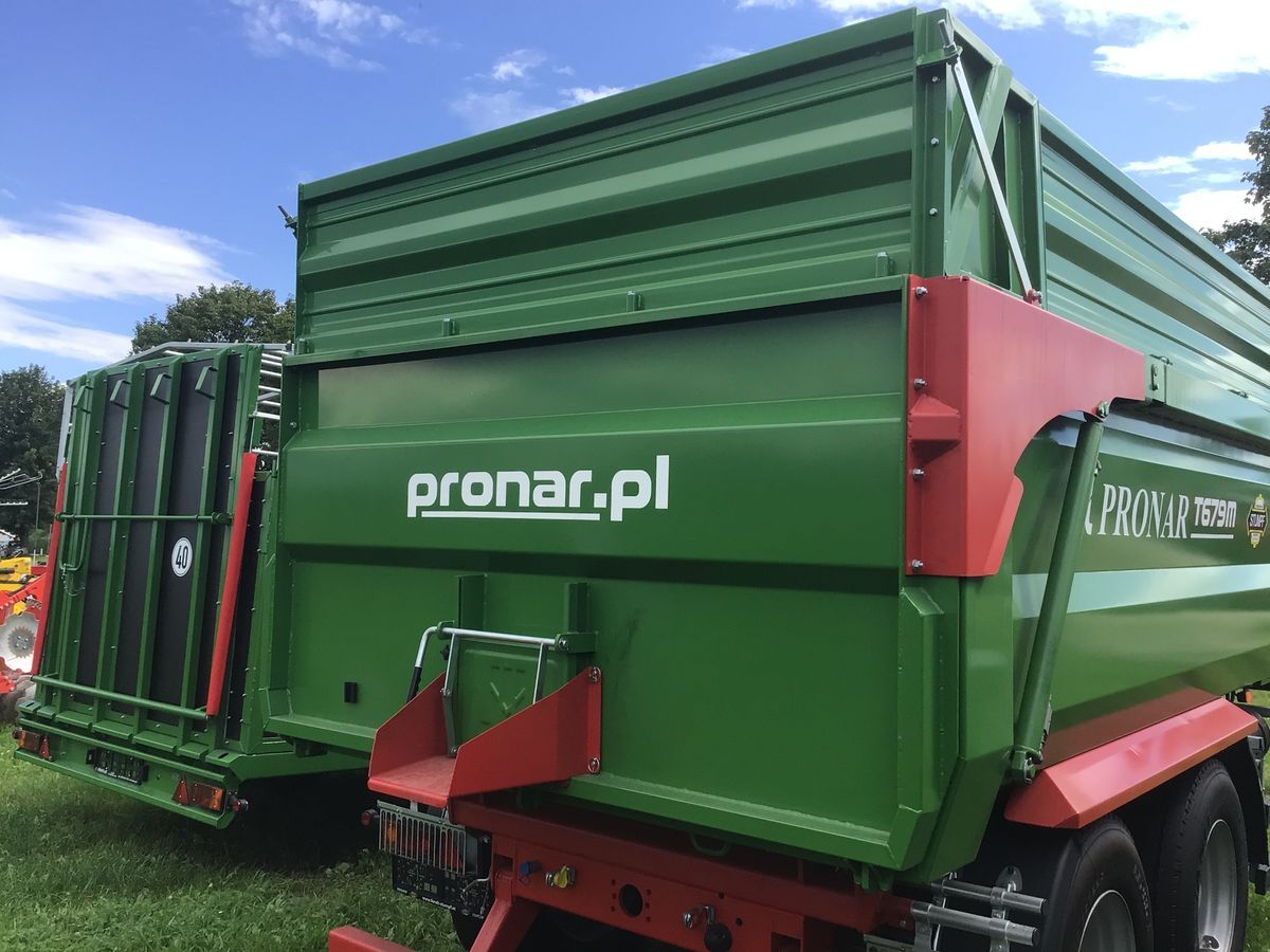 Pronar T679M - Kiper prikolica: slika Pronar T679M - Kiper prikolica Pronar T679M - Kiper prikolica: slika Pronar T679M - Kiper prikolica