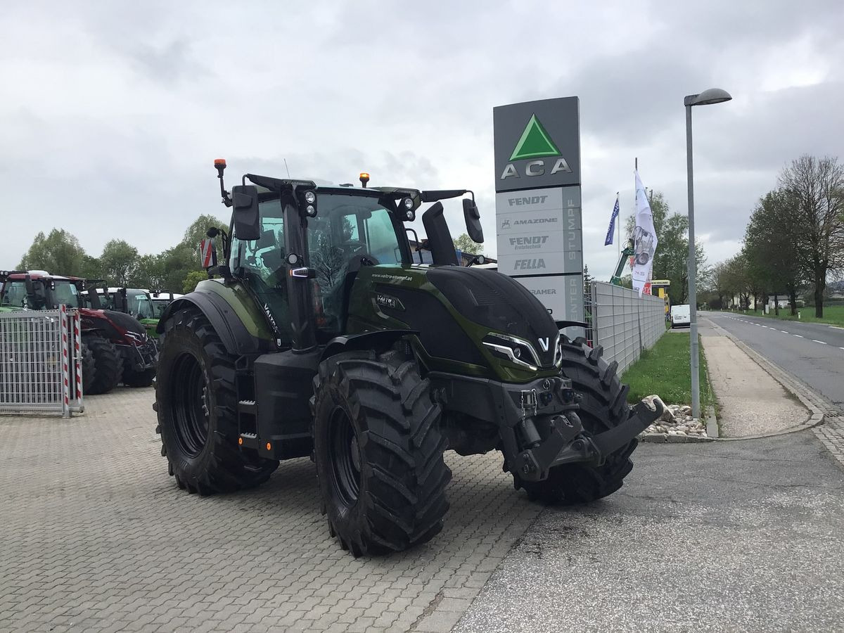 Valtra Q305 - Traktor: slika Valtra Q305 - Traktor Valtra Q305 - Traktor: slika Valtra Q305 - Traktor