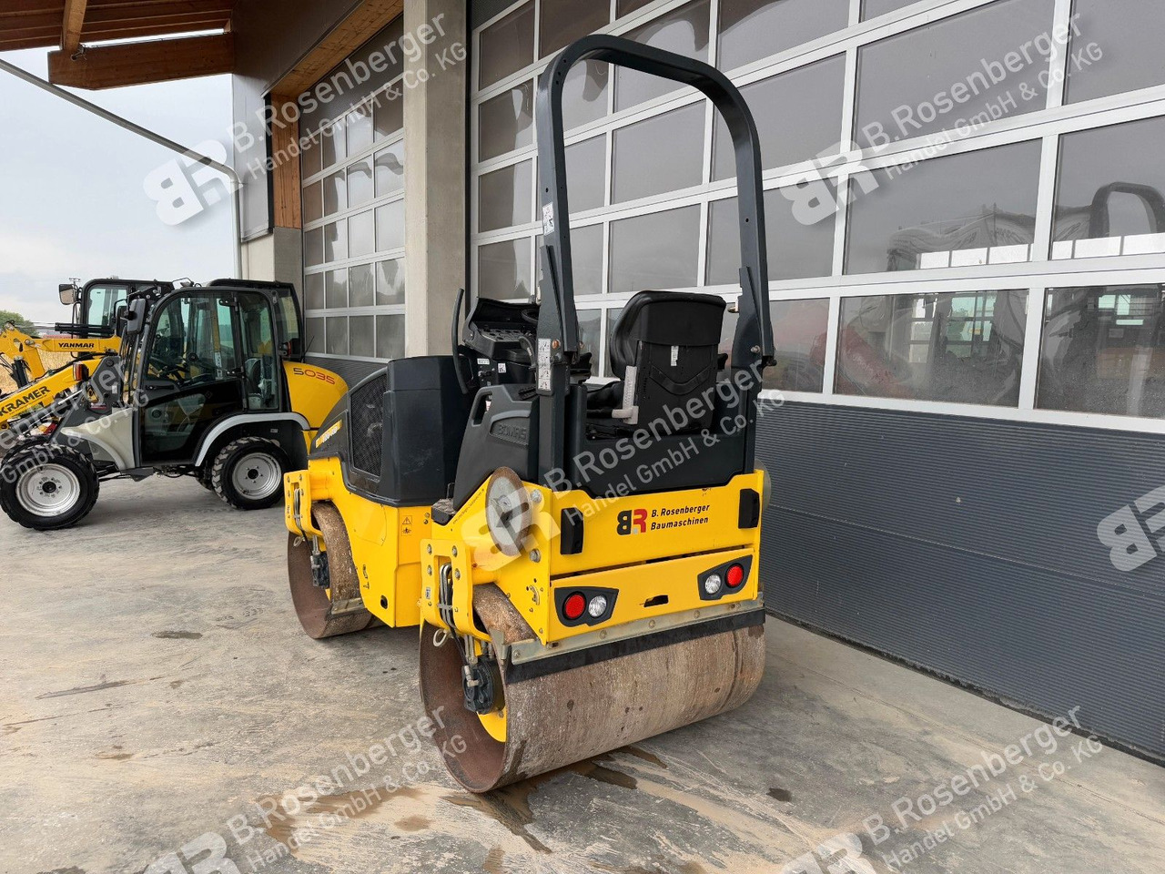 BOMAG BW120 AD-5 KSG Tandemwalze / nur 760h / BJ2015 - Cestovni valjak: slika BOMAG BW120 AD-5 KSG Tandemwalze / nur 760h / BJ2015 - Cestovni valjak BOMAG BW120 AD-5 KSG Tandemwalze / nur 760h / BJ2015 - Cestovni valjak: slika BOMAG BW120 AD-5 KSG Tandemwalze / nur 760h / BJ2015 - Cestovni valjak