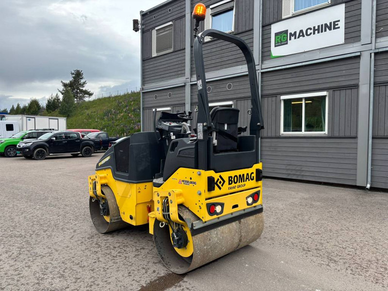 Bomag BW120AD-5 - Valjak: slika Bomag BW120AD-5 - Valjak Bomag BW120AD-5 - Valjak: slika Bomag BW120AD-5 - Valjak