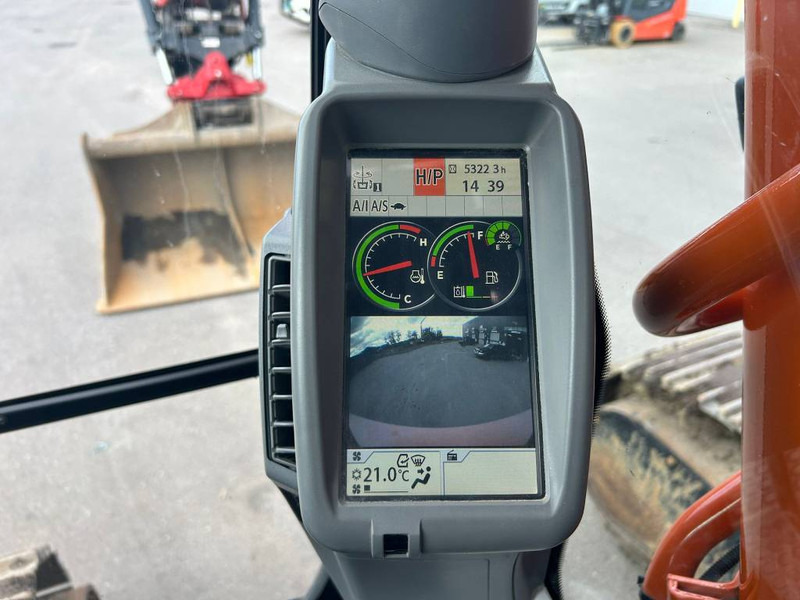 Zakup Hitachi ZX 300 LC-6 Hitachi ZX 300 LC-6: slika Zakup Hitachi ZX 300 LC-6 Hitachi ZX 300 LC-6