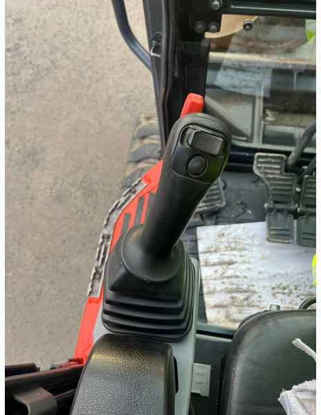 Mini bager Kubota U 55-4: slika Mini bager Kubota U 55-4 Mini bager Kubota U 55-4: slika Mini bager Kubota U 55-4