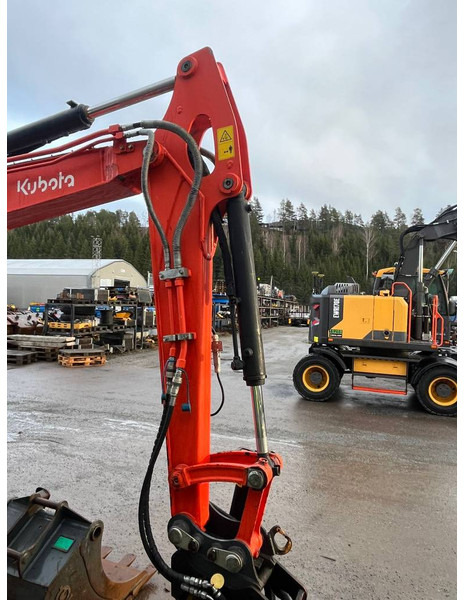 Mini bager Kubota U 55-4: slika Mini bager Kubota U 55-4 Mini bager Kubota U 55-4: slika Mini bager Kubota U 55-4