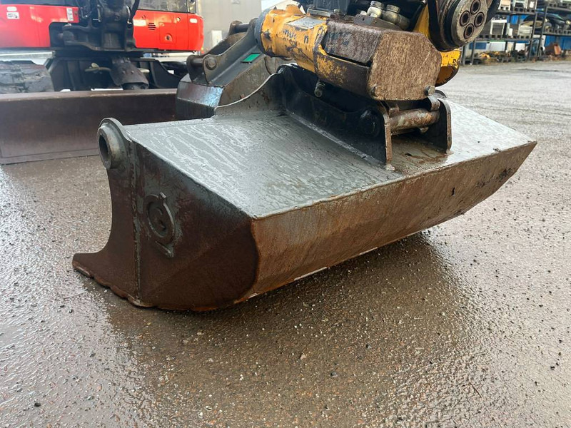 Mini bager Kubota U 55-4: slika Mini bager Kubota U 55-4 Mini bager Kubota U 55-4: slika Mini bager Kubota U 55-4