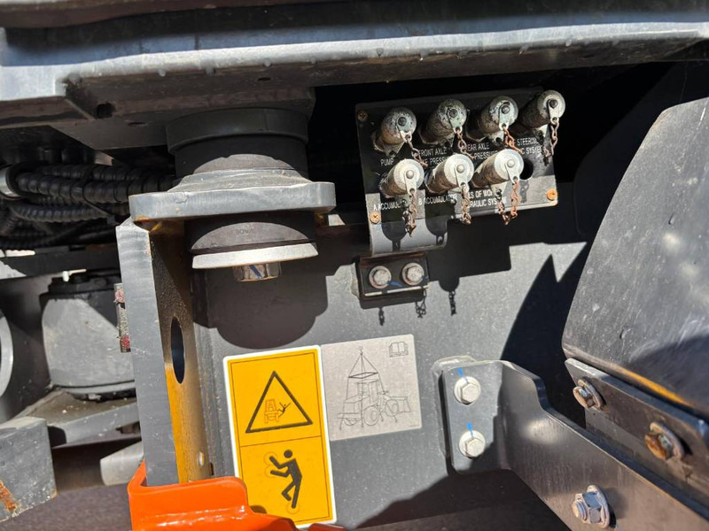 Utovarivač na kotačima LIUGONG 820 TE Electric: slika Utovarivač na kotačima LIUGONG 820 TE Electric Utovarivač na kotačima LIUGONG 820 TE Electric: slika Utovarivač na kotačima LIUGONG 820 TE Electric