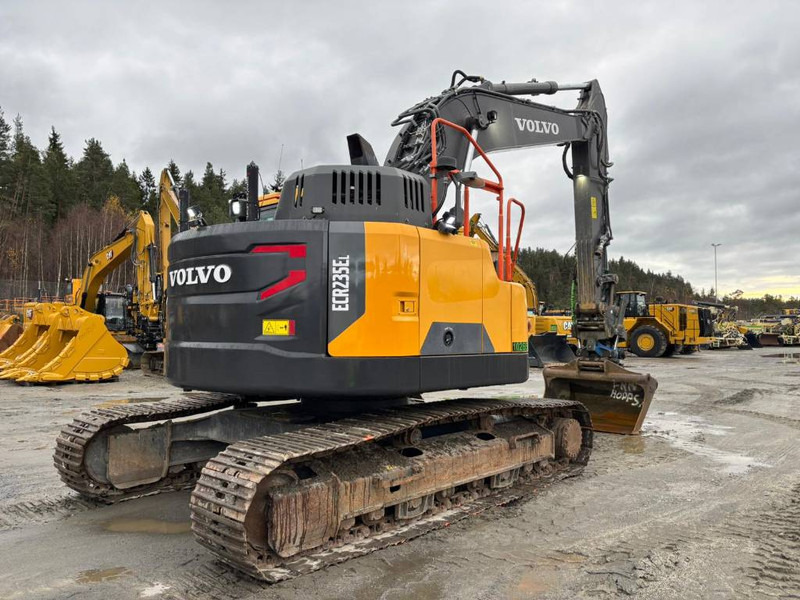 Volvo ECR 235 E - Bager gusjeničar: slika Volvo ECR 235 E - Bager gusjeničar Volvo ECR 235 E - Bager gusjeničar: slika Volvo ECR 235 E - Bager gusjeničar