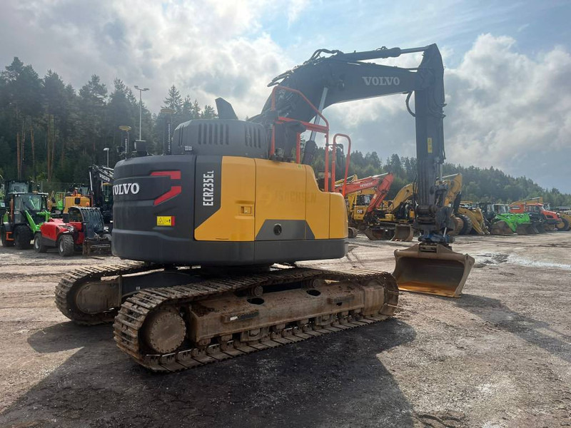 Volvo ECR 235 EL - Bager gusjeničar: slika Volvo ECR 235 EL - Bager gusjeničar Volvo ECR 235 EL - Bager gusjeničar: slika Volvo ECR 235 EL - Bager gusjeničar