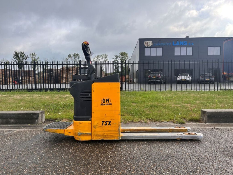 Diversen OM TSX20 - Paletni viličar: slika Diversen OM TSX20 - Paletni viličar Diversen OM TSX20 - Paletni viličar: slika Diversen OM TSX20 - Paletni viličar