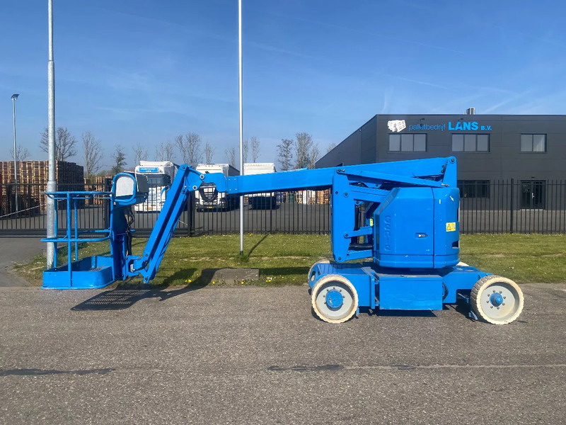 Genie Z-34/22N - Zglobni krak: slika Genie Z-34/22N - Zglobni krak Genie Z-34/22N - Zglobni krak: slika Genie Z-34/22N - Zglobni krak