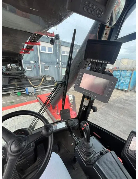 Hyster RS46-36CH - Dohvatni viličar: slika Hyster RS46-36CH - Dohvatni viličar Hyster RS46-36CH - Dohvatni viličar: slika Hyster RS46-36CH - Dohvatni viličar