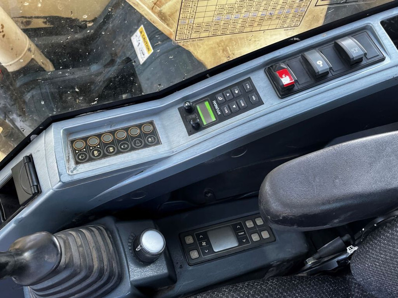 Bager gusjeničar Hyundai Robex 235LCR-9A: slika Bager gusjeničar Hyundai Robex 235LCR-9A Bager gusjeničar Hyundai Robex 235LCR-9A: slika Bager gusjeničar Hyundai Robex 235LCR-9A