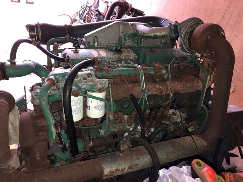 Volvo TD71A - Motor: slika Volvo TD71A - Motor Volvo TD71A - Motor: slika Volvo TD71A - Motor