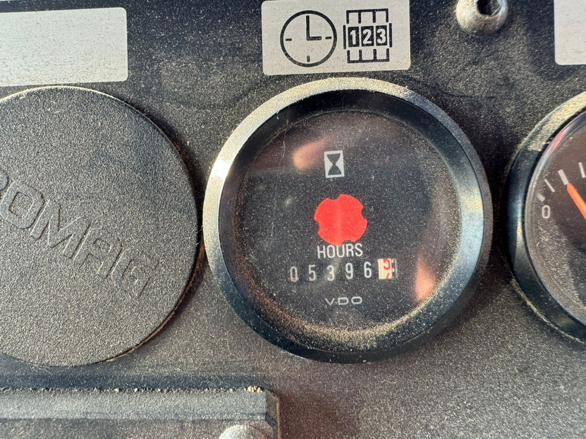 Cestovni valjak BOMAG BW 184 AD: slika Cestovni valjak BOMAG BW 184 AD